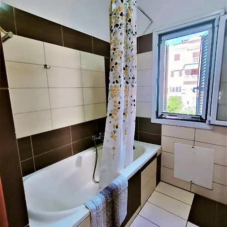 Apartment Bougainvillea House 2 *